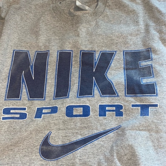 Nike vintage tshirt - Picture 2 of 3